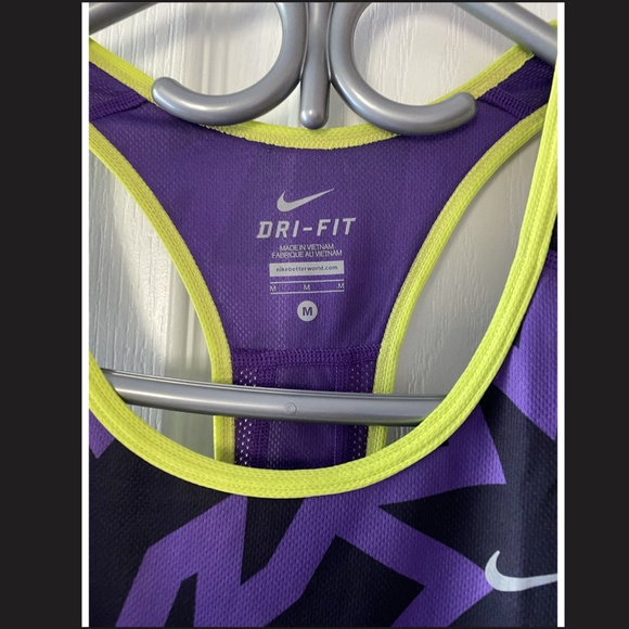 Women's Nike Dry Fit Tank Top - Picture 2 of 3